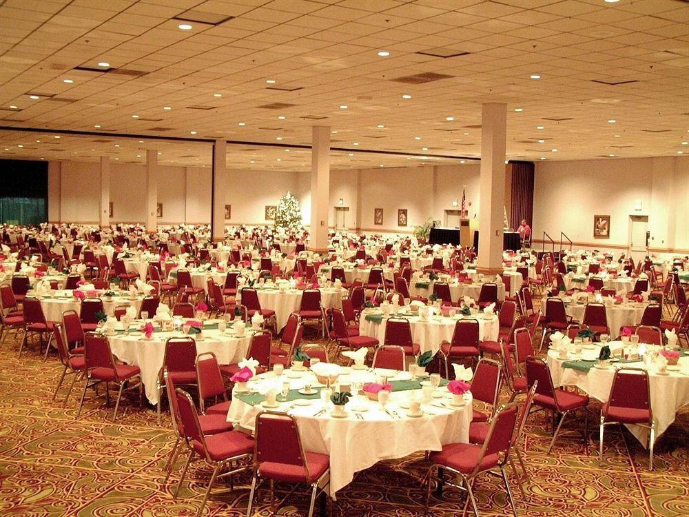 Holiday Inn Portland-Airport I-205 By Ihg Ресторант снимка